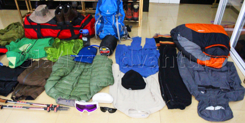mountain packing list items